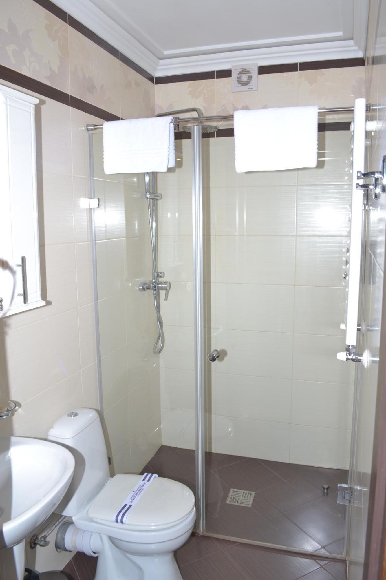 Zolota Forel Hotel Korostov Quarto foto