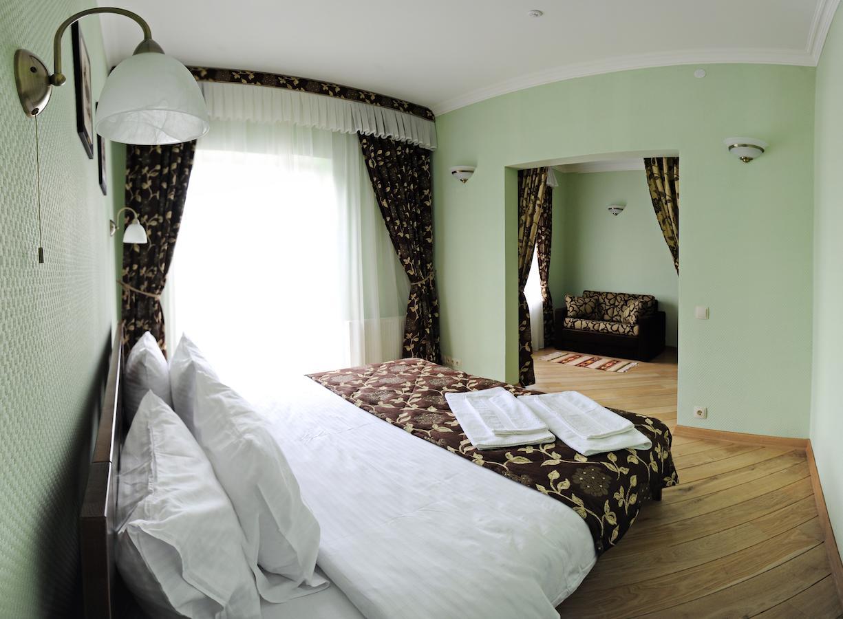 Zolota Forel Hotel Korostov Quarto foto
