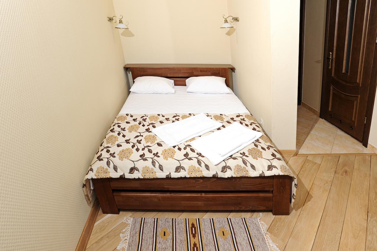 Zolota Forel Hotel Korostov Quarto foto