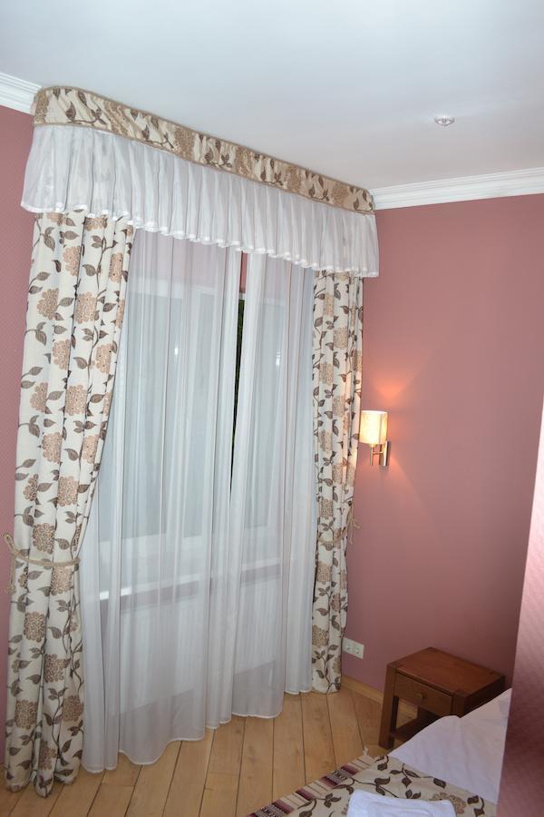 Zolota Forel Hotel Korostov Quarto foto